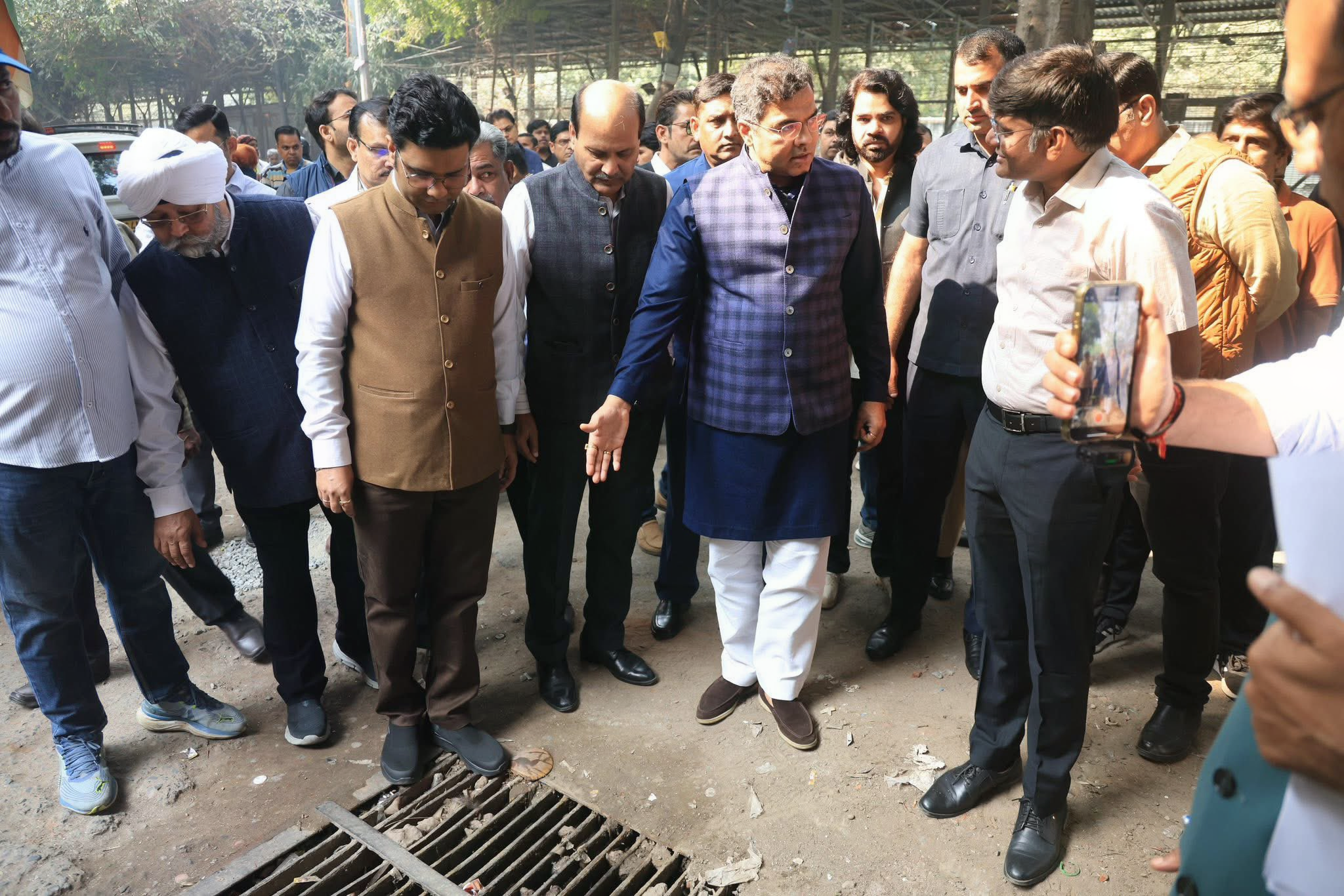 ministers-including-the-chief-minister-are-engaged