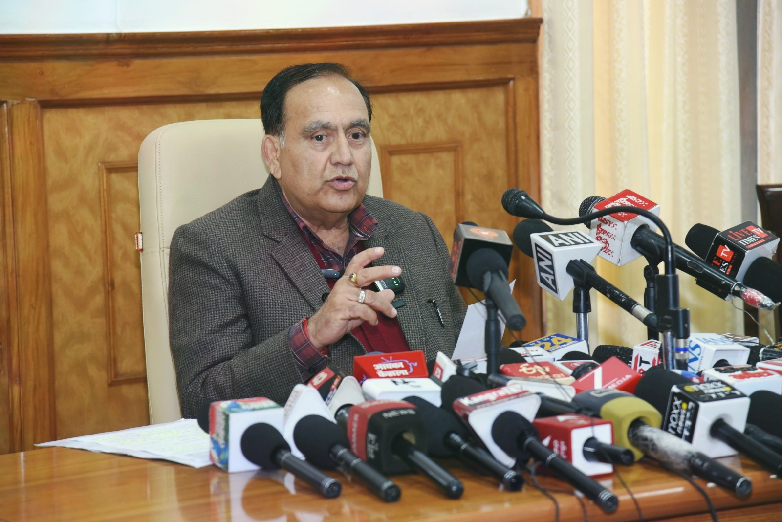 kangra-winter-session-744-questions