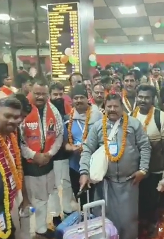 varanasi-station,-kashi-tamil-sangmam