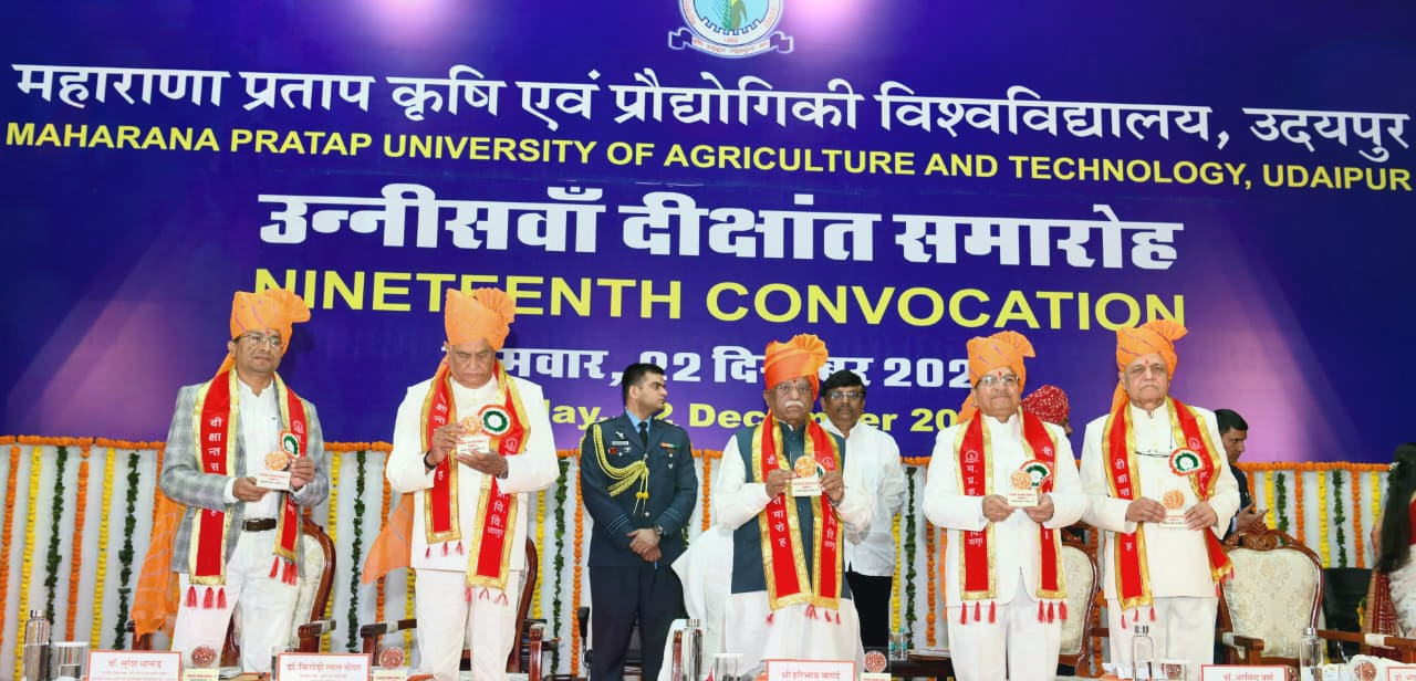 convocation-students-life-governor