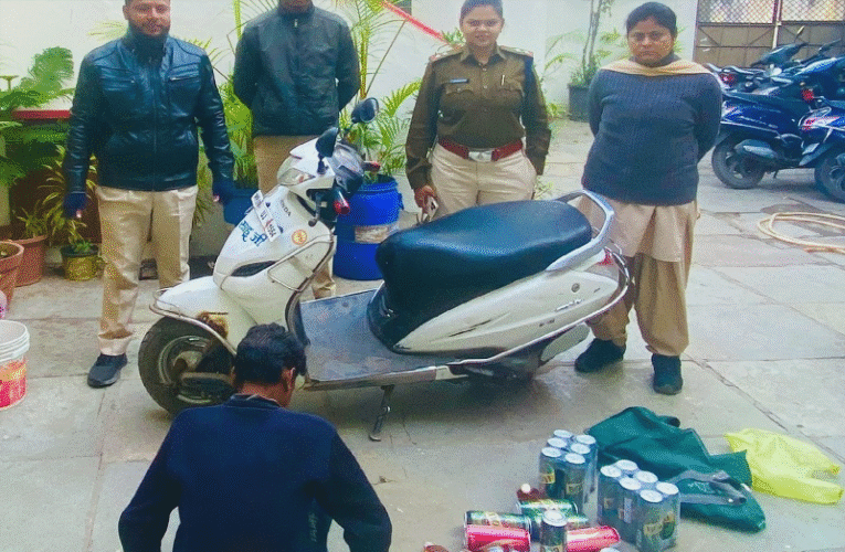 इंदौरः आबकारी विभाग की बड़ी कार्रवाई, वाहन सहित बड़ी मात्रा में अवैध शराब जब्त