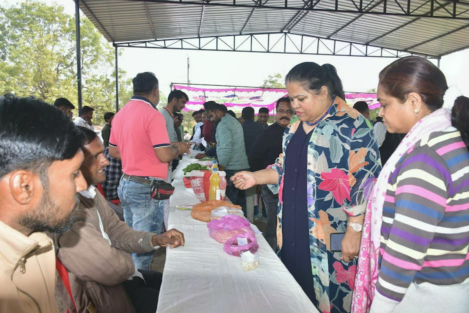 mp-mandsour-gupta-organic-market