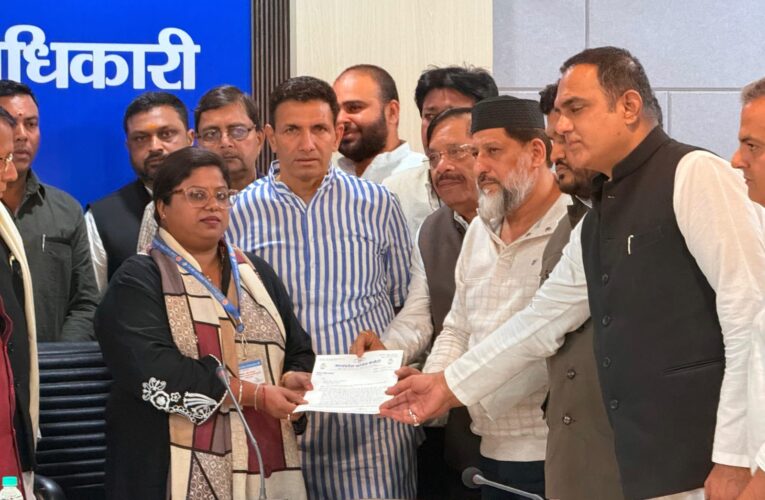 जीतू पटवारी ने एसआईआर के तहत मतदाता सूची में गड़बड़ी को बताया लोकतंत्र पर सीधा हमला, निर्वाचन आयोग को सौंपा ज्ञापन