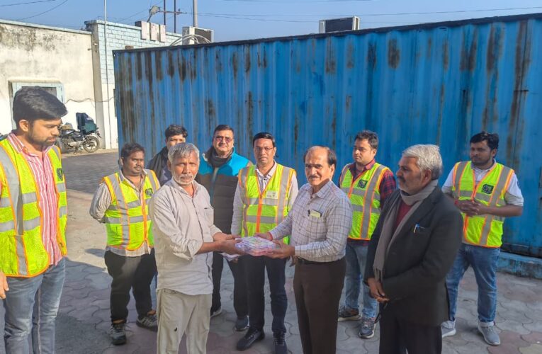 टोलवे प्राइवेट लिमिटेड ने किया लोगाें को यातायात नियमों के प्रति जागरूक