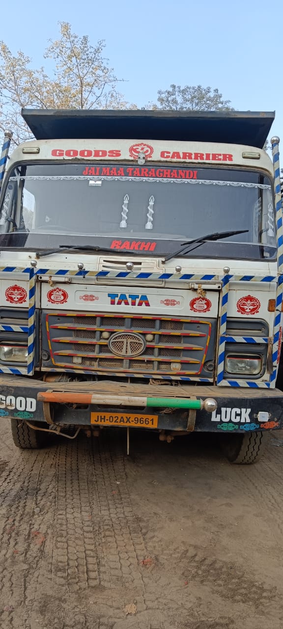 jh-three-hiva-loaded-with-sand