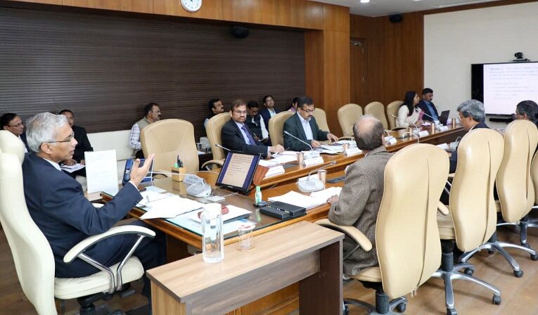 मप्रः मुख्य सचिव ने की कलेक्टर-कमिश्नर कांफ्रेंस में मुख्य बिंदुओं की समीक्षा
