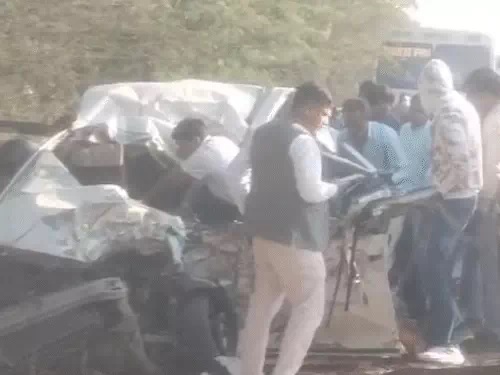 जयपुर–बीकानेर राष्ट्रीय राजमार्ग पर ट्रक–कार की टक्कर में छह महिलाओं की मौत