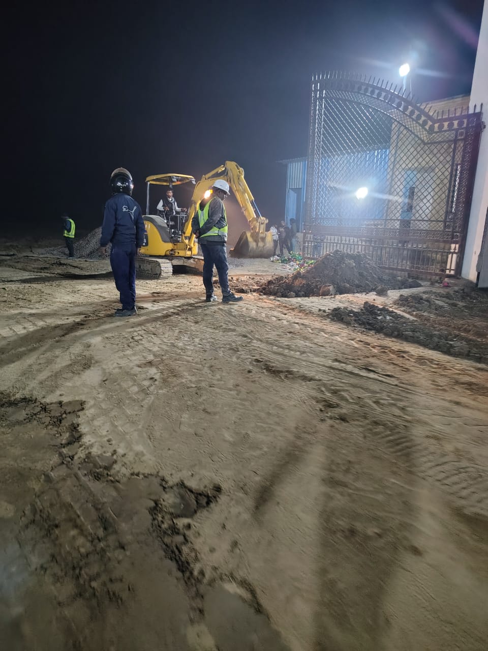 cm-lay-foundation-civil-court