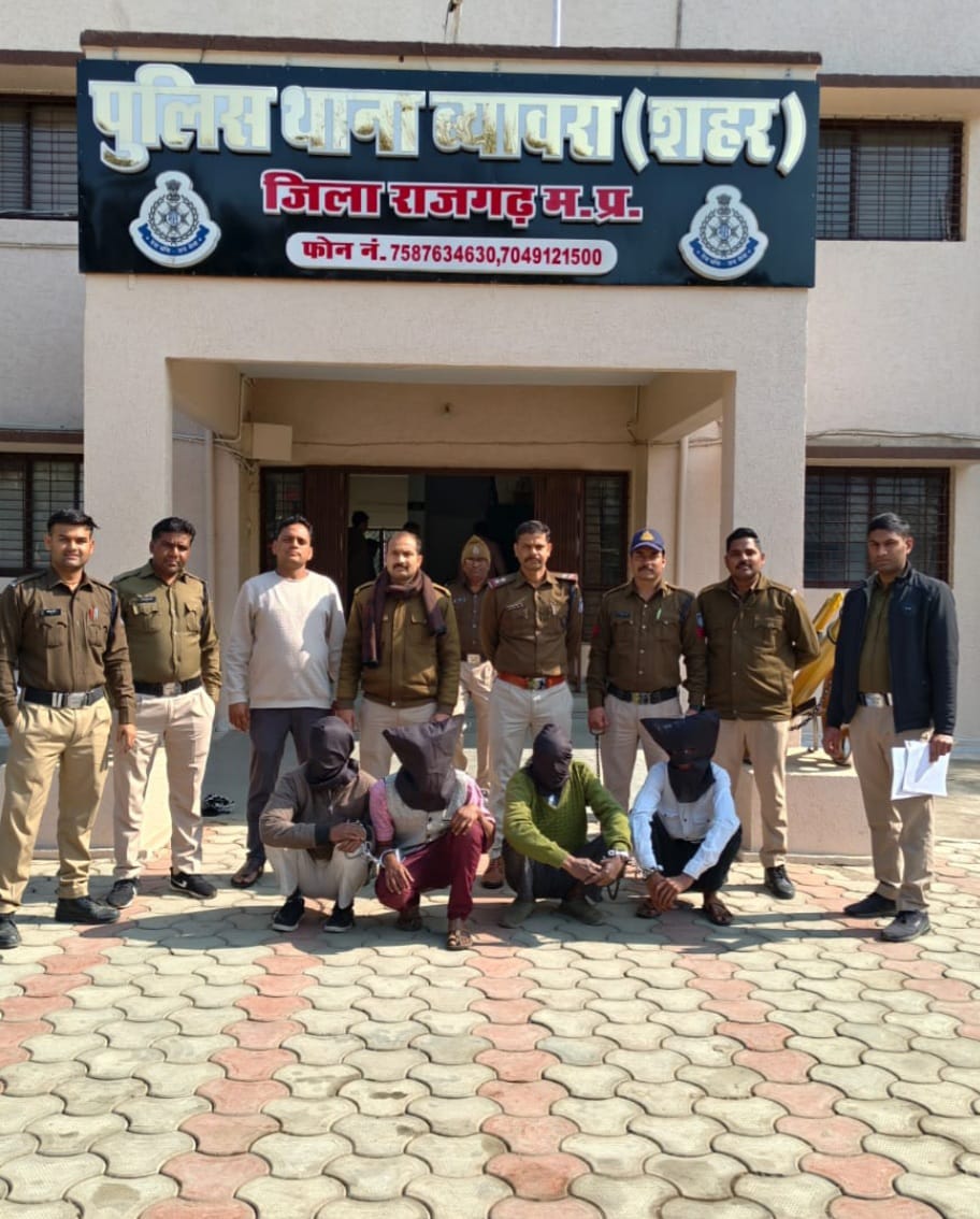 crime-arrested-the-four-accused-seeized-the-mobile