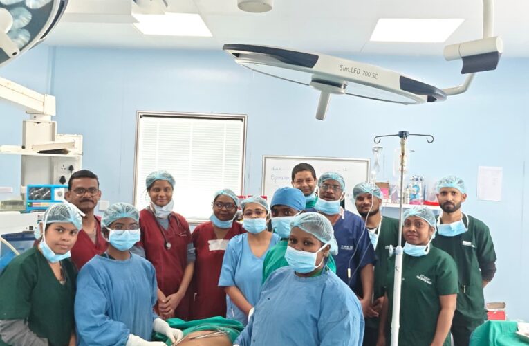 पेसमेकर के बावजूद सदर अस्पताल ने की सफलतापूर्वक लेप्रोस्कोपिक सर्जरी