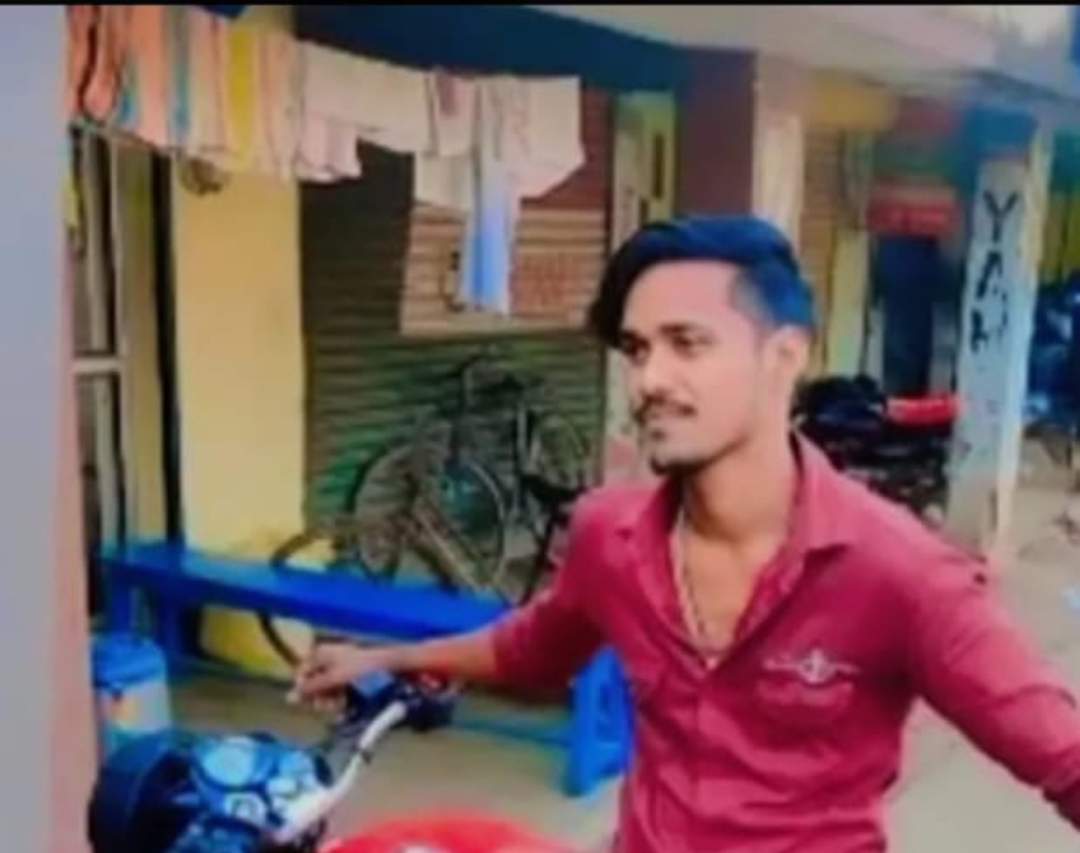 high-speed-bullet-crash-kills-youth-in-ghatshila