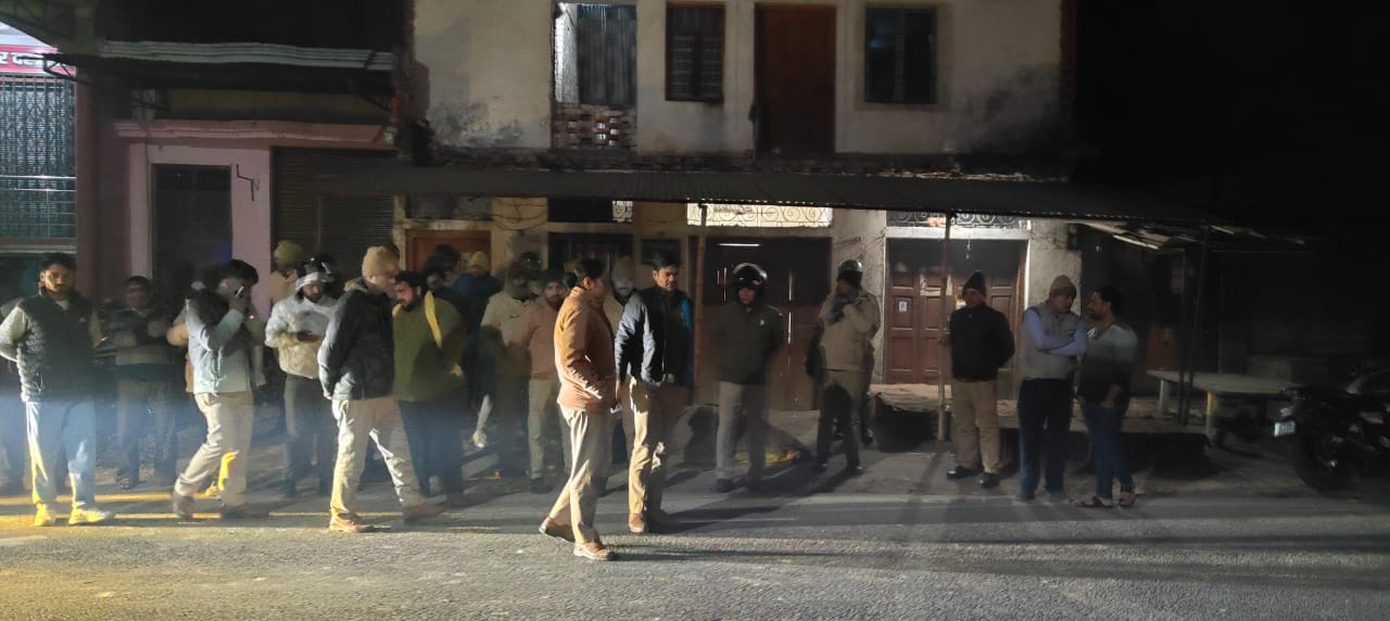 up-ajamgarah-accident-2-died