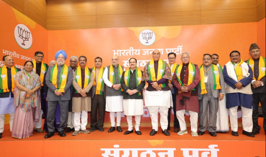 nitin-naveen-nomination-bjp-pr