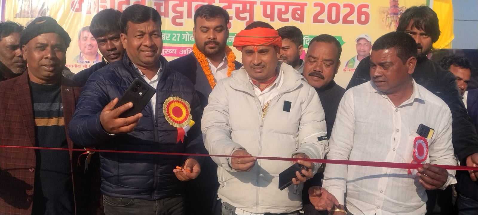 jh-hundreds-of-children-from-13-school-