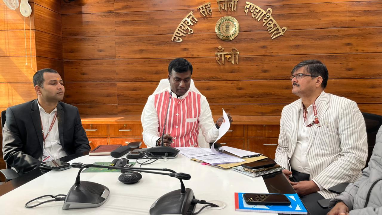 jh-newly-appointed-ci-kanungo-met-dc-jssc-cgl