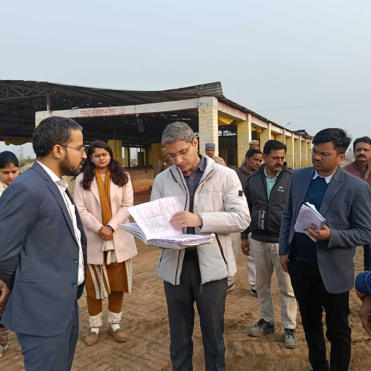 nandi-gaushala-ki-vyavsthaye-dm-ne-parkhi