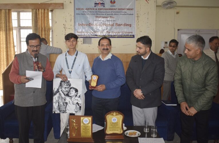 वर्तमान समय में पीढ़ियों के बीच संवाद और समन्वय अत्यंत आवश्यक : विनय कुमार