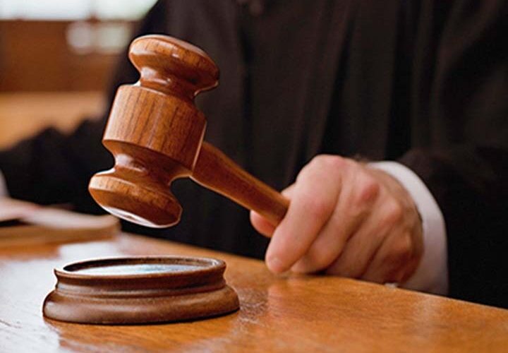 एससी-एसटी एक्ट और मारपीट के दो दोषियों को तीन-तीन साल की सजा