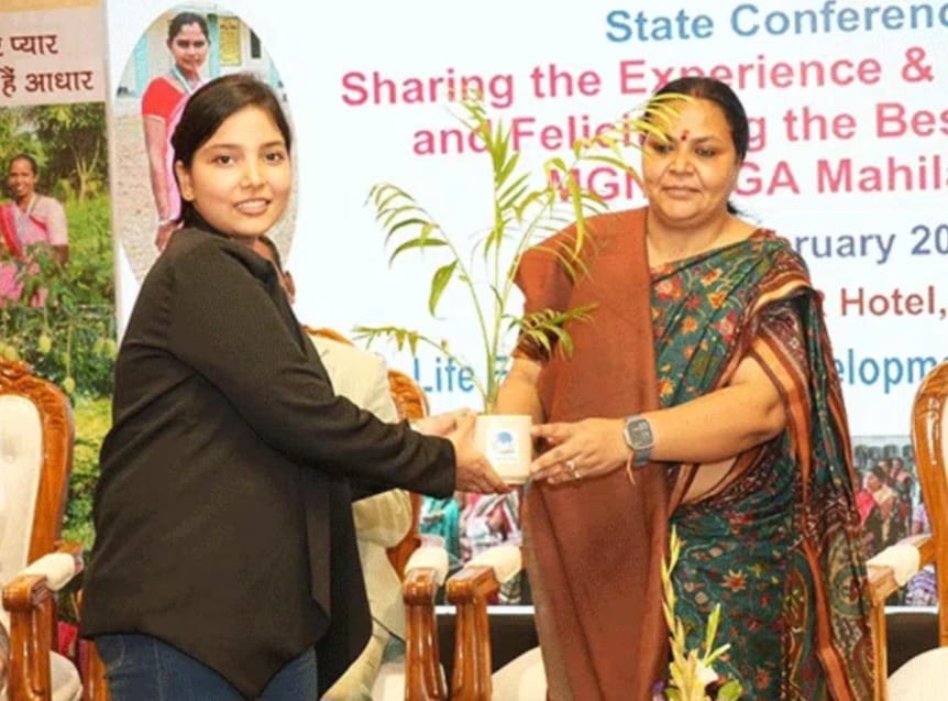 jh-minister-said-mnrega-become-backobone