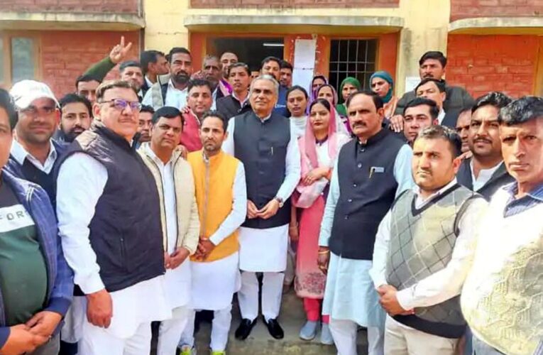 फतेहाबाद : अनु सरबटा बनी भट्टू पंचायत समिति की अध्यक्ष, 21 में से 17 सदस्यों का समर्थन