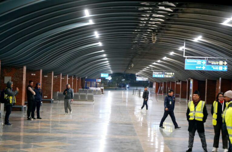 काठमांडू से चीन जा रही स्विस महिला से विदेशी मुद्रा बरामद, गिरफ्तार