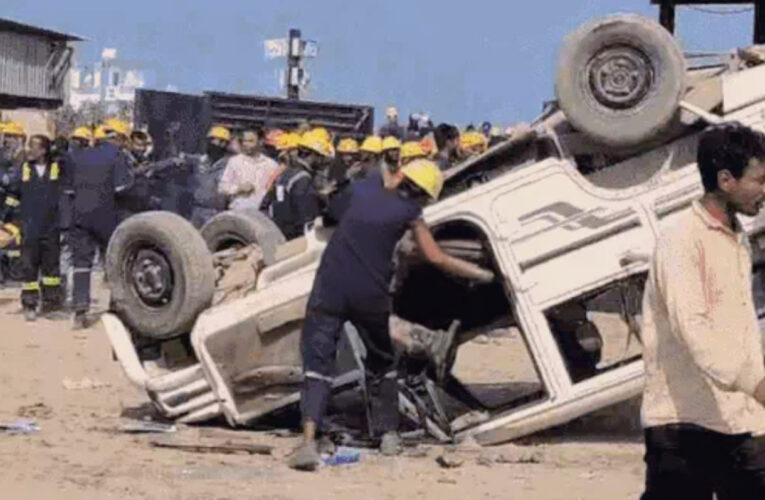 पानीपत: रिफाइनरी में अपनी मांगो को लेकर धरने पर बैठे मजदूरों व सीआईएसएफ में टकराव, लाठीचार्ज