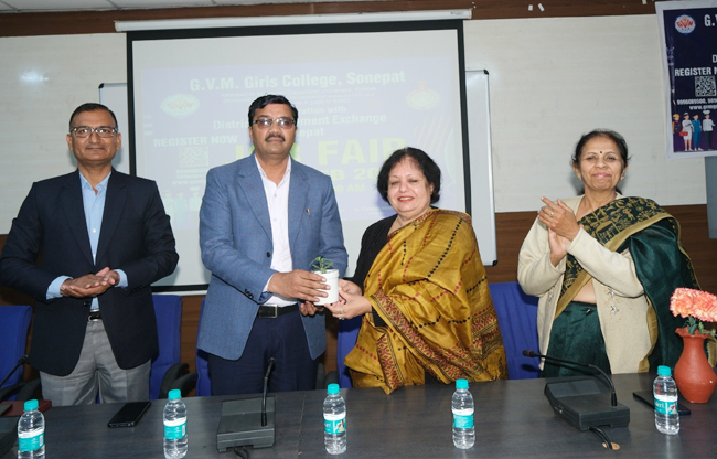 सोनीपत:रोजगार मेले में 200 से अधिक अभ्यर्थियों काे मिली नाैकरी