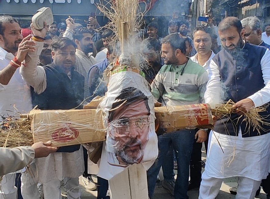 demonstration-bjp-effigy-b