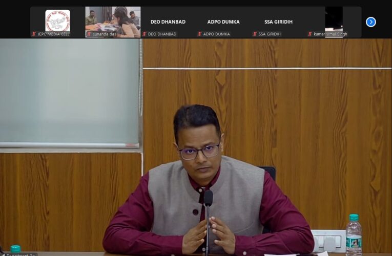 झारखंड के ‘सीएम स्कूल ऑफ एक्सीलेंस’ में बोर्ड परीक्षा की तैयारी तेज, सचिव उमाशंकर सिंह ने दिए आवश्यक निर्देश