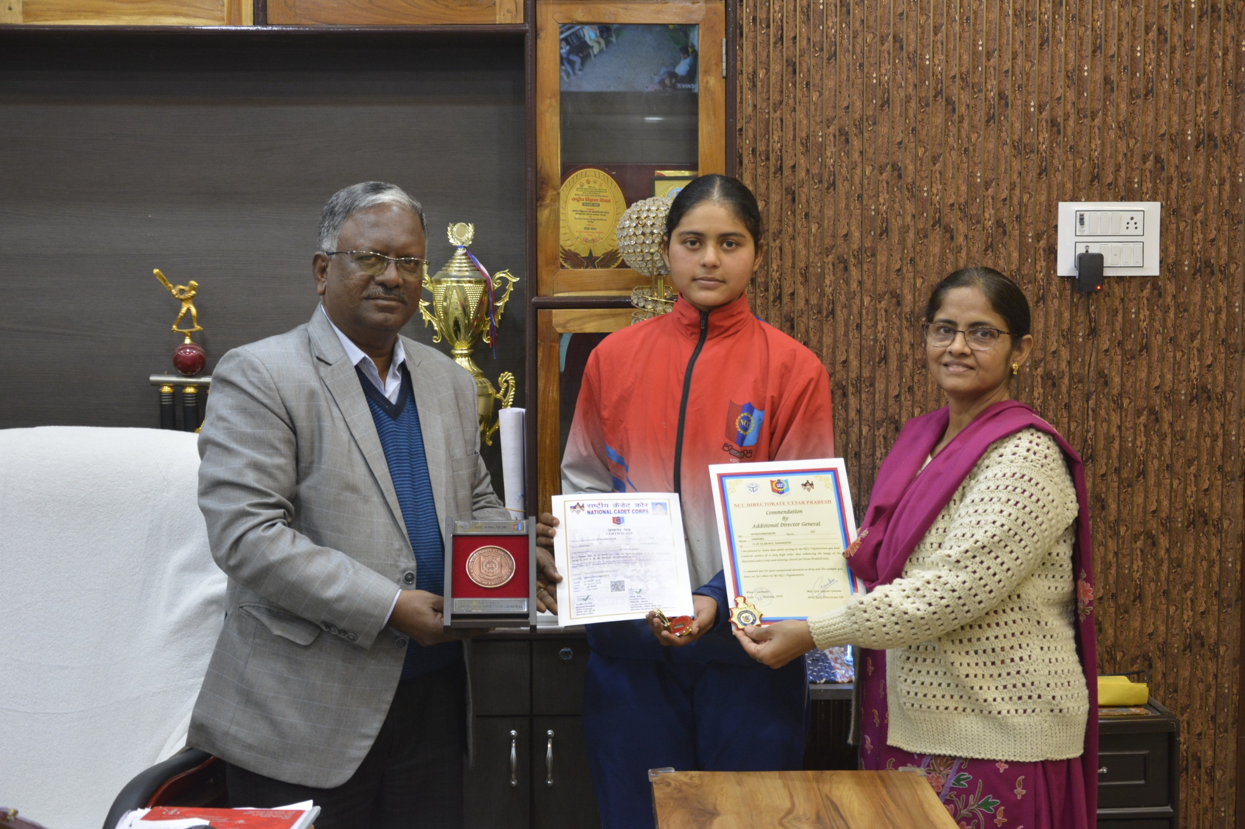 cadet-vanshika-honored-