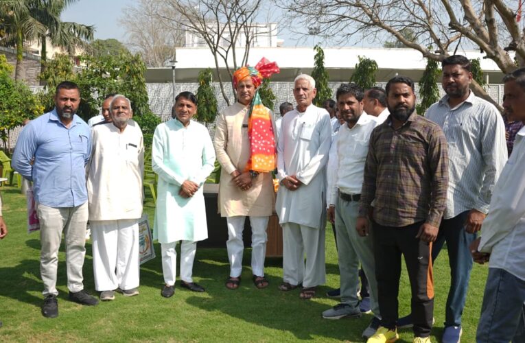 भूमि आवंटियों के अधिकारों को लेकर मंत्री इंद्राज से मिला प्रतिनिधिमंडल