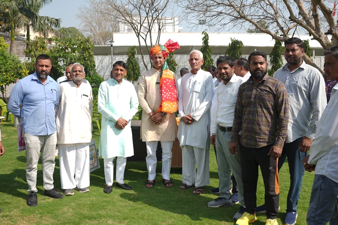 delegation-met-minister-indraj