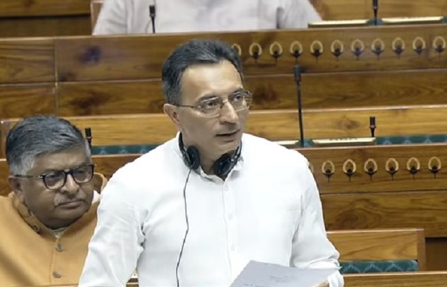 indias-exports-rise-