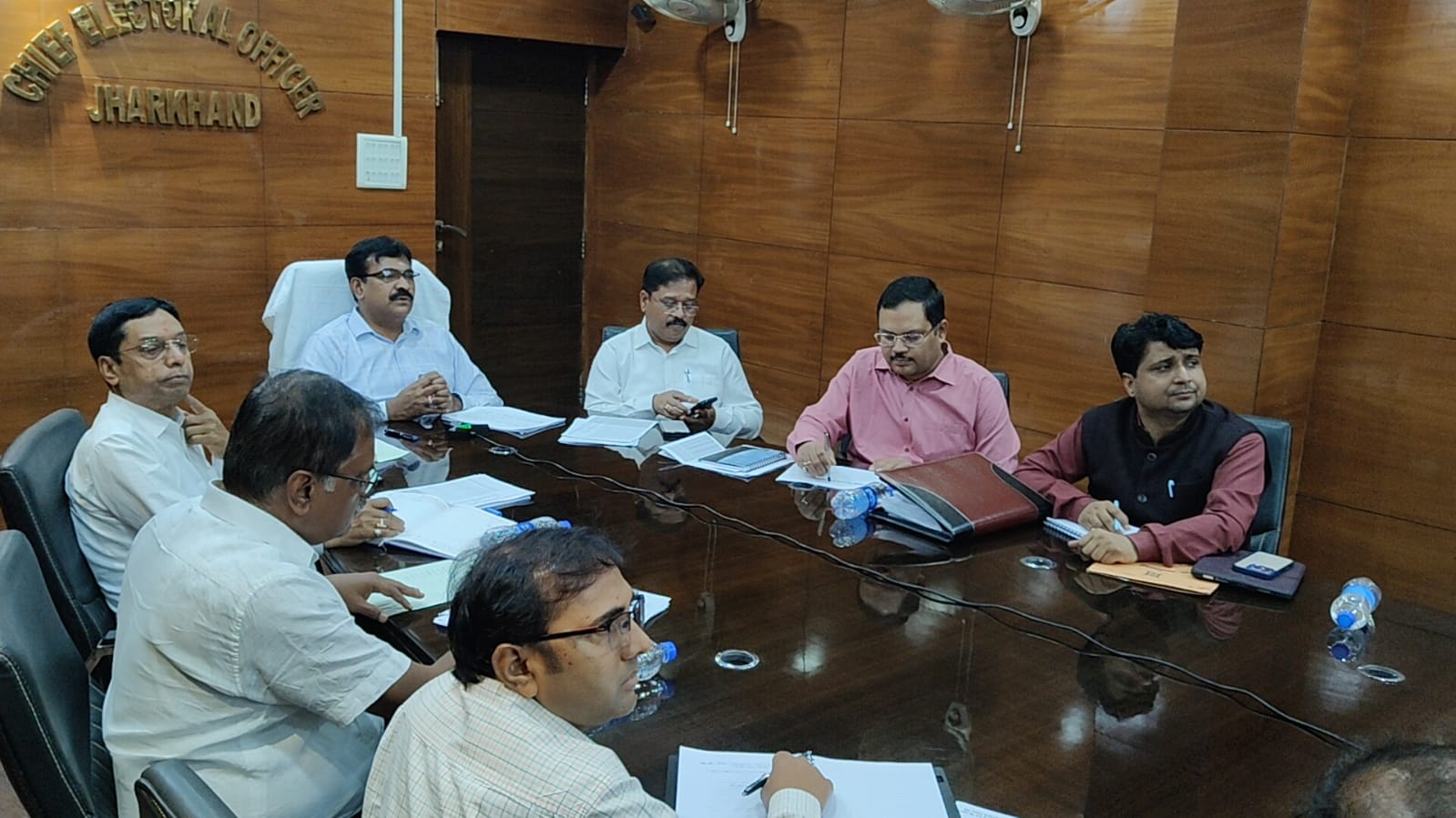 jh-ceo-held-a-meeting