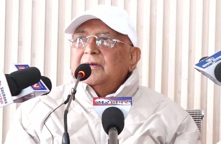 नेपाल के पूर्व प्रधानमंत्री ओली और पूर्व गृहमंत्री रमेश लेखक गिरफ्तार