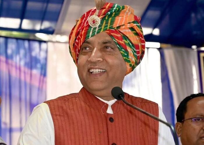 बिना किताबों के ही सीबीएसई स्कूलों में कैसे पढ़ेंगे बच्चे : जयराम ठाकुर