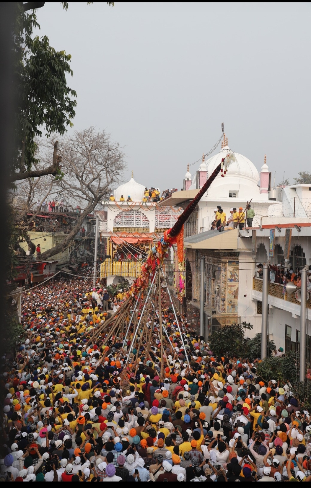 -uk-darbar-sahib-flag-fair-