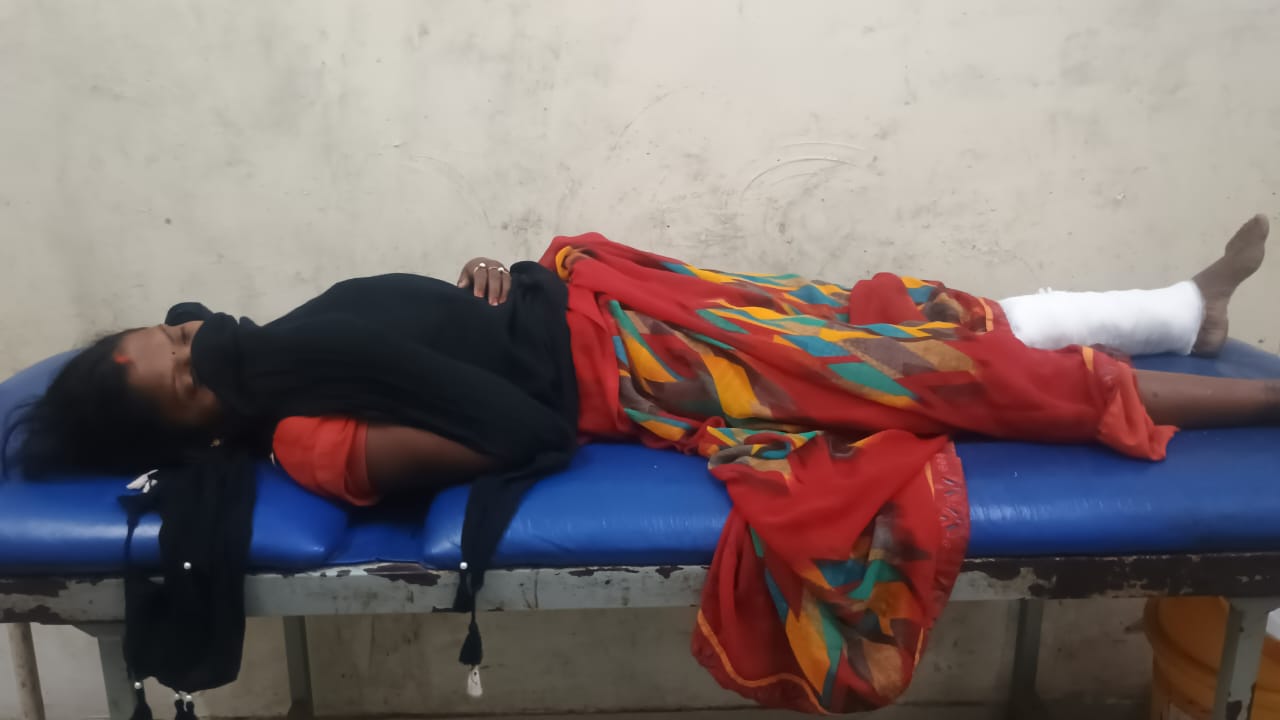 bike-hit-women-ambikapur