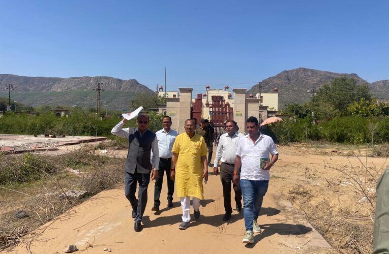 विधानसभा अध्यक्ष ने की आनासागर झील व अन्य विकास कार्यों की समीक्षा