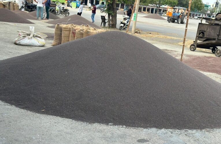 जींद : मंडी के अंदर होगी किसानों की बायोमेट्रिक, गेट पर नही