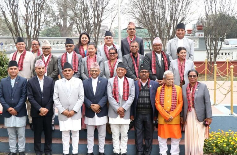 नेपाल की संघीय संसद के नवनिर्वाचित सदस्यों को शपथ दिलाई गई
