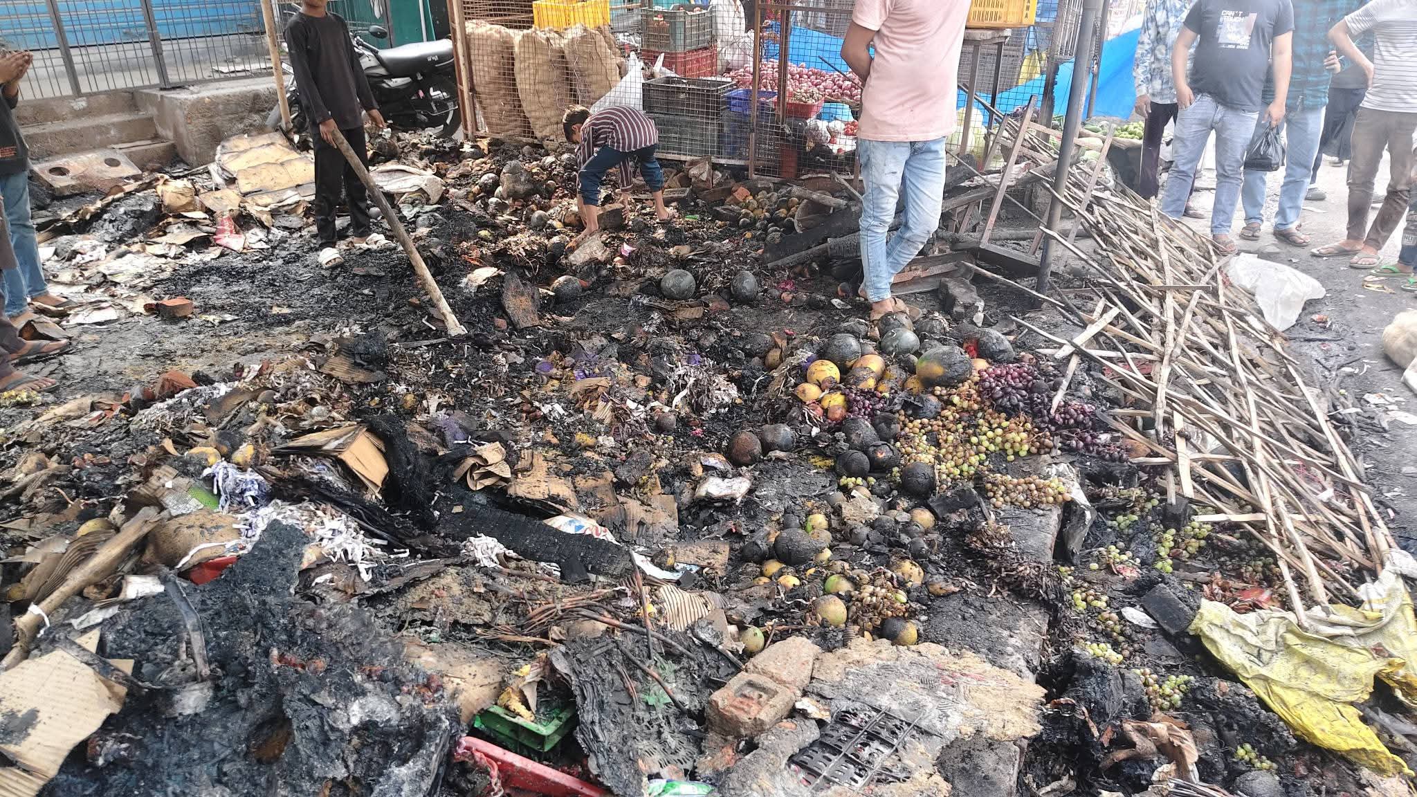 khairabad-old-market-fire