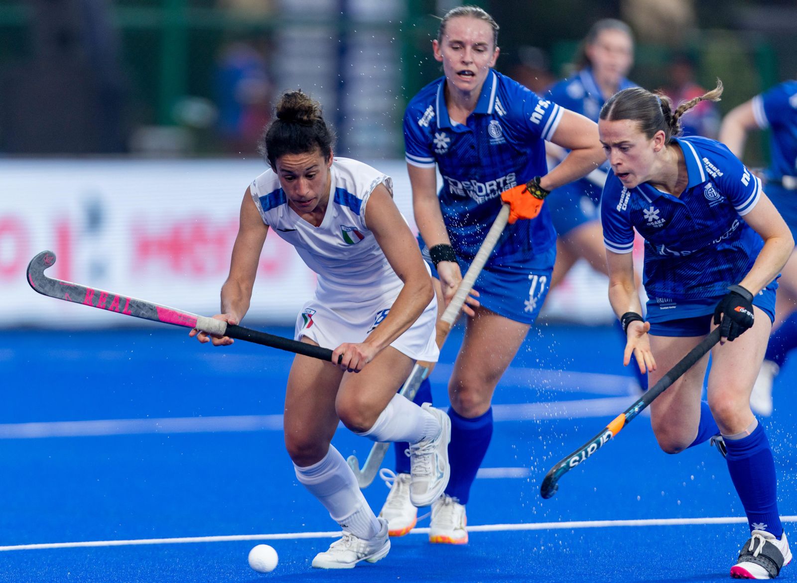 sports-hockey-scotland-fihwcq