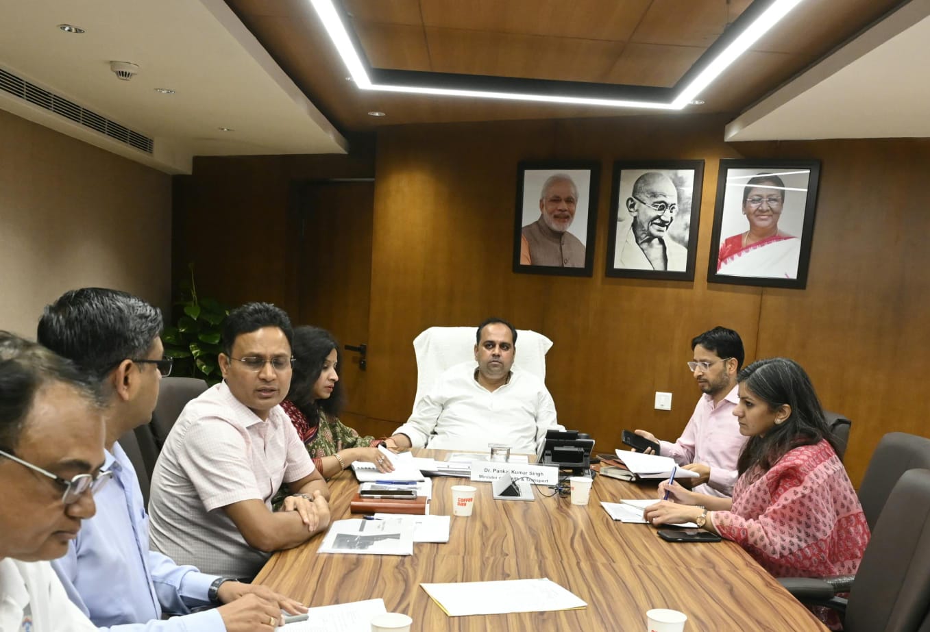 dtc-200-ev-bus-march