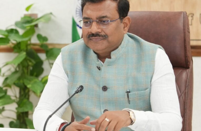 सारा की बैठक में सॉग और कमल नदी परियोजनाओं की समीक्षा