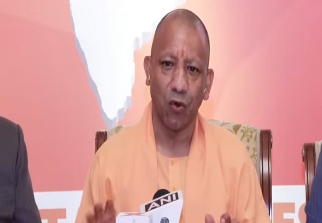 up-cm-yogi-holi-best-wishes