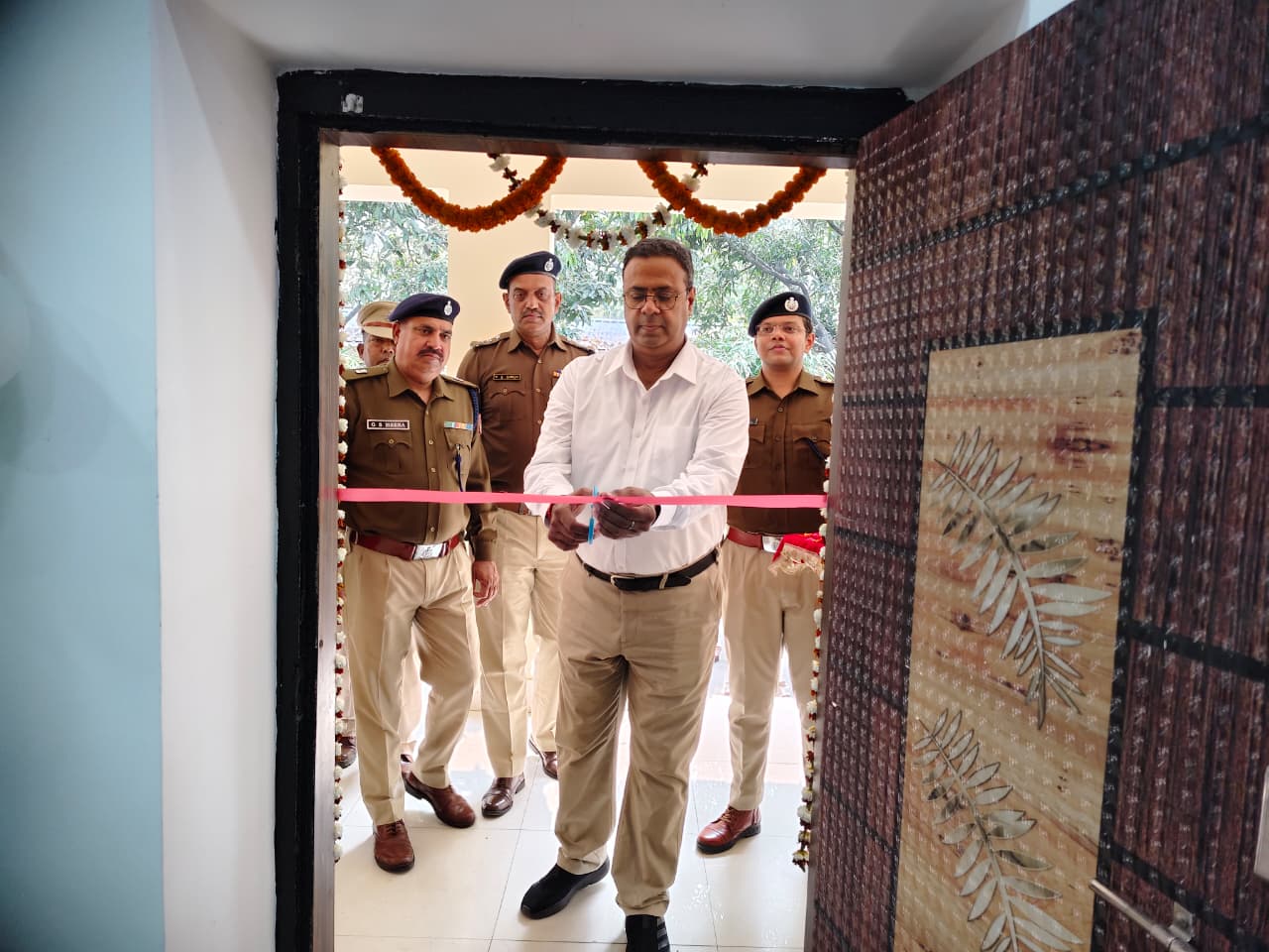 jh-unit-canteen-opens-for-rpsf-jawans