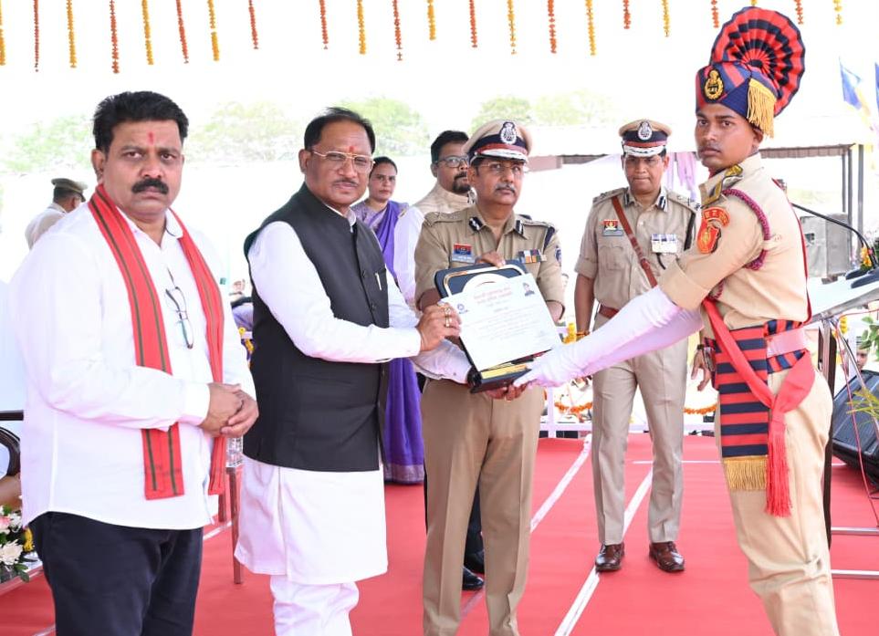 police-convocation-cermony-cg