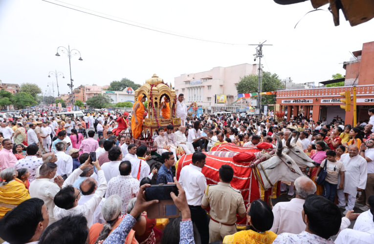 जयपुर में भगवान महावीर का 2625वां जन्म कल्याणक महोत्सव धूमधाम से मनाया, भव्य शोभायात्रा निकली