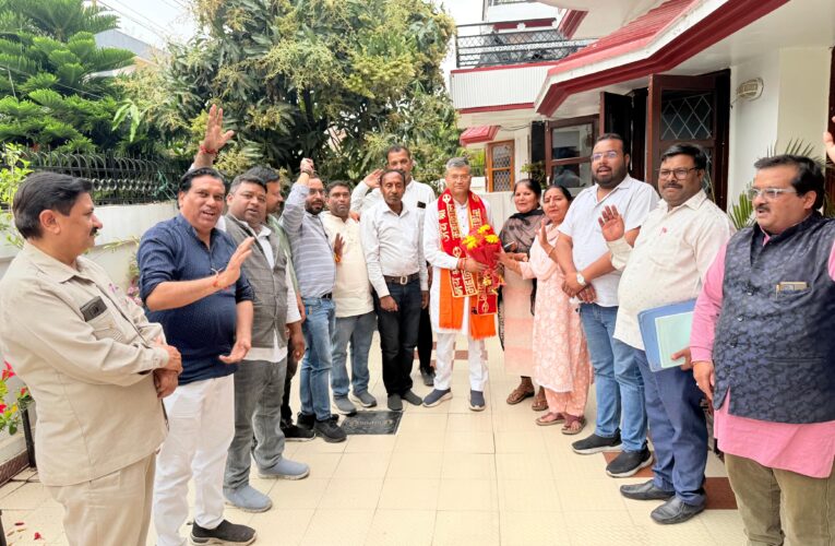 पार्षदों की समस्याओं पर मेयर सख्त, अधिकारियों को त्वरित समाधान के निर्देश